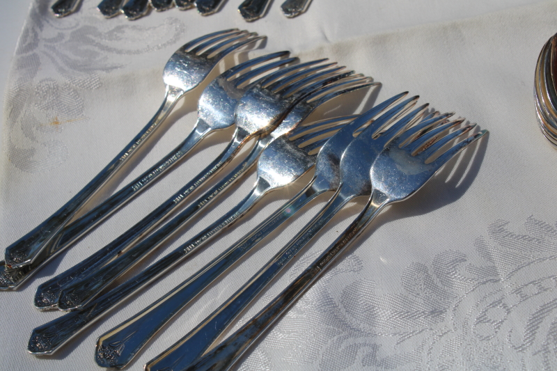 photo of vintage Holmes & Edwards silver plate flatware set for 8, Spring Garden pattern circa 1949 #11