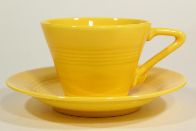 photo of vintage Homer Laughlin fiesta yellow Harlequin cups & saucers, mid-century deco style #3