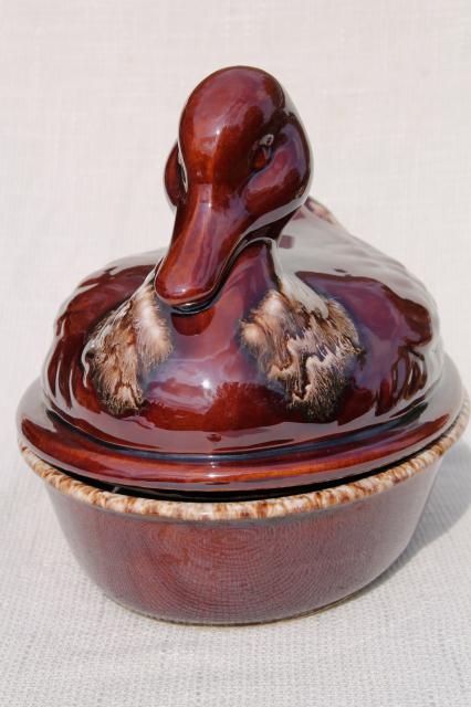 photo of vintage Hull brown drip pottery - covered casserole dish w/ duck cover #2