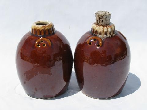 photo of vintage Hull stoneware pottery range set S&P shakers, mirror brown drip glaze #2