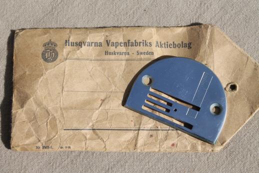 photo of vintage Husqvarna Viking 33-10 sewing machine stitch plate, new old stock replacement part #1