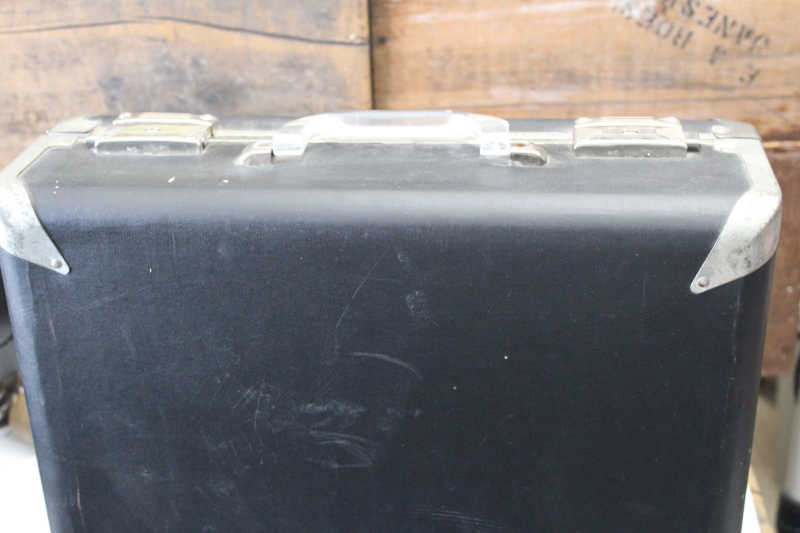 photo of vintage Hyde Chicago roller skates mens size 11, black leather boots, good wheels, carrying case  #19