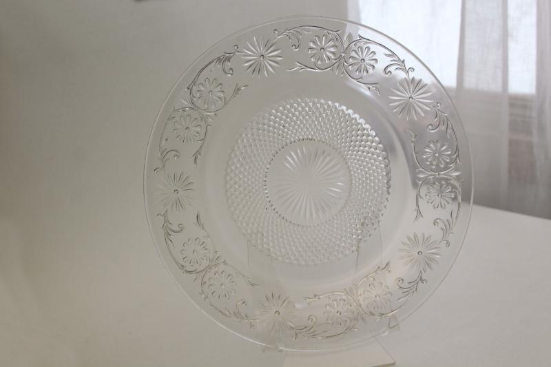 photo of vintage Indiana daisy pattern cake plate, crystal clear depression glass #2