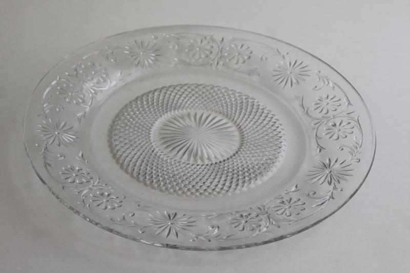 photo of vintage Indiana daisy pattern cake plate, crystal clear depression glass #3