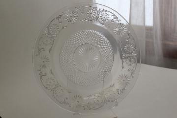 catalog photo of vintage Indiana daisy pattern cake plate, crystal clear depression glass