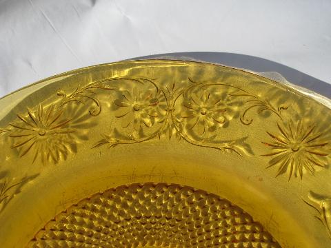 photo of vintage Indiana daisy pattern depression glass, amber cake or chop plate #2