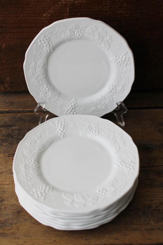 photo of vintage Indiana harvest grapes milk glass, embossed grape border salad / dessert plates #5