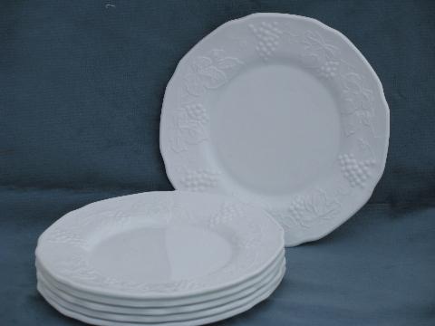 photo of vintage Indiana harvest grapes pattern milk glass cake / salad plates, set of 6 #1