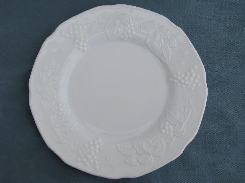 photo of vintage Indiana harvest grapes pattern milk glass cake / salad plates, set of 6 #2