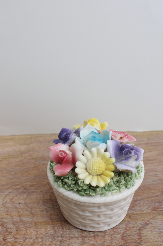 photo of vintage Irice Japan china trinket box Capodimonte style dimensional flowers bouquet #1