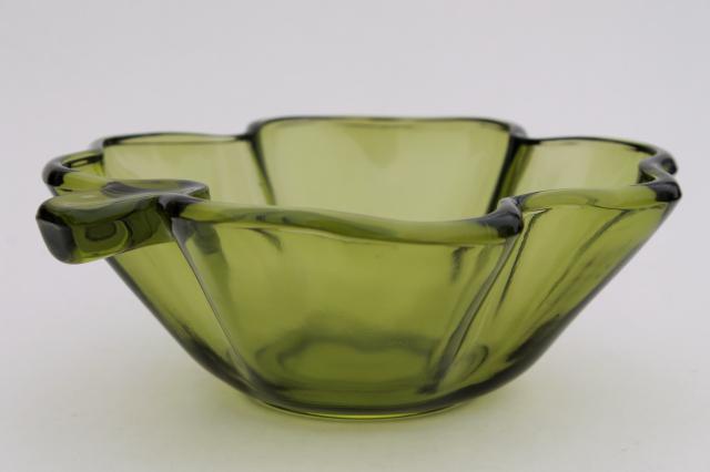 photo of vintage Irish shamrock green glass bowl or candy dish, four leafed clover shape #2