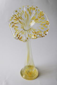 catalog photo of vintage Italian art glass vase, swung shape flower Murero label yellow / clear glass
