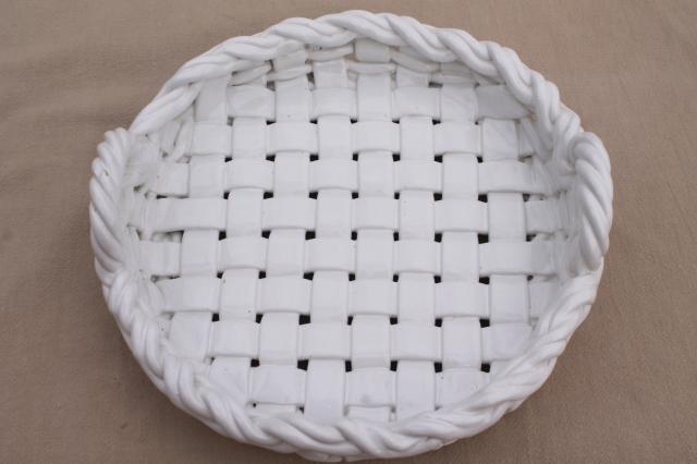 photo of vintage Italian ceramic pie basket, rustic farmhouse table serving dish for pie pan plate #4