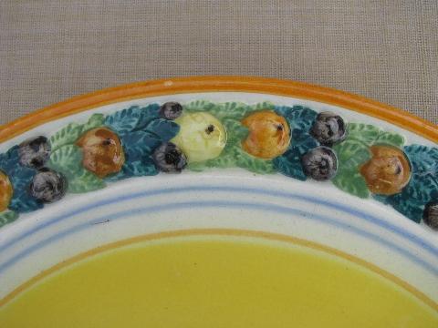 photo of vintage Italian pottery plates, hand-painted della robbia fruit wreath #3