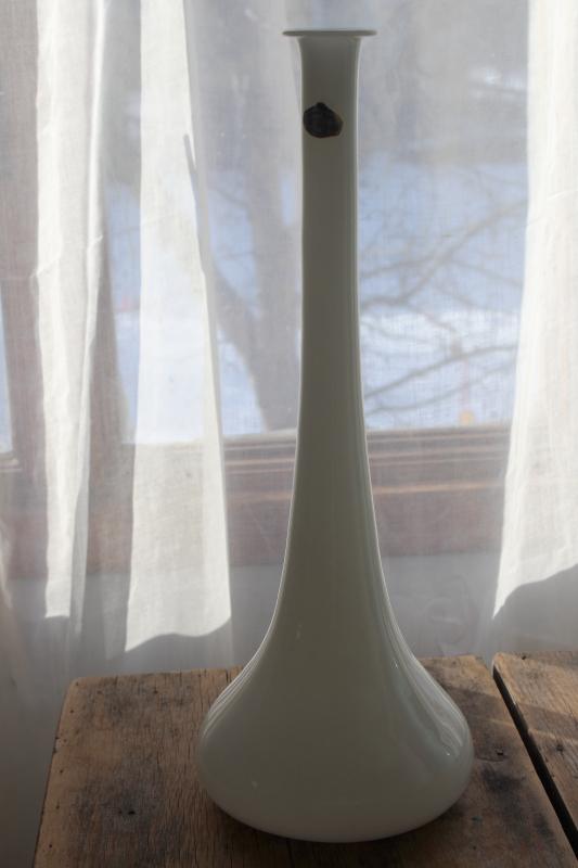 photo of vintage Italy hand blown glass vase w/ tall mod bottle shape, white opalescent milk glass #1