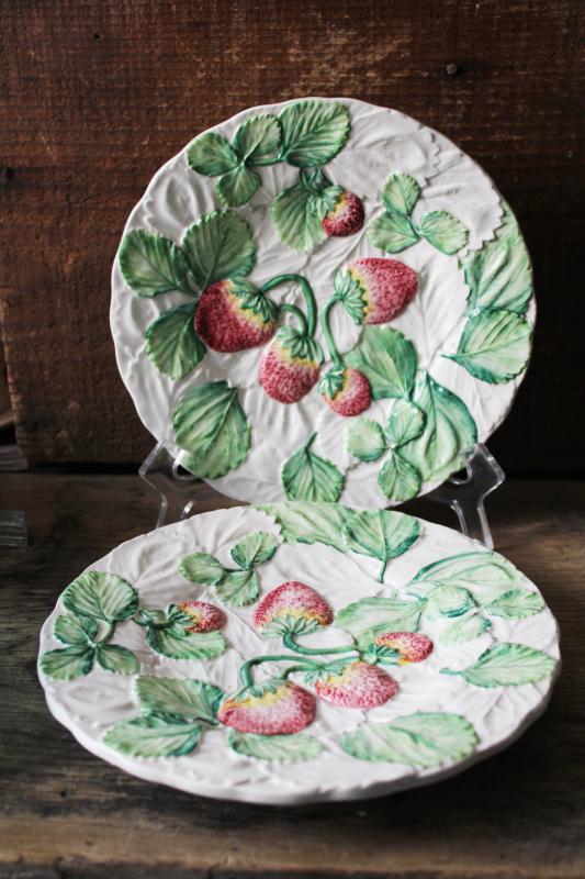 photo of vintage Italy hand painted ceramic plates, majolica pottery style strawberries & leaves #1