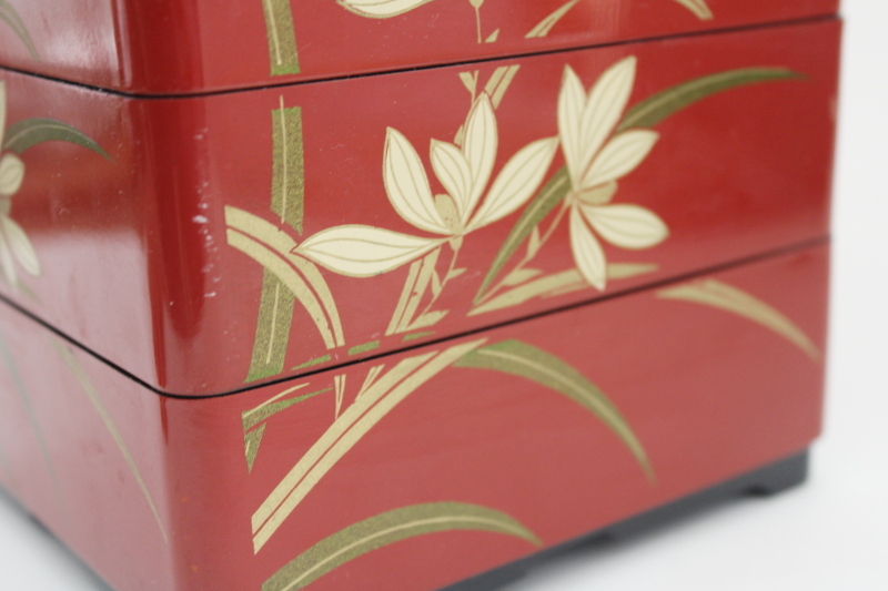 photo of vintage Japan Jubako stacking box, lacquer ware style cinnabar red w/ gold #2