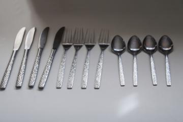 catalog photo of vintage Japan Northland Oneida stainless flatware hammered finish, dinner forks & knives, spoons