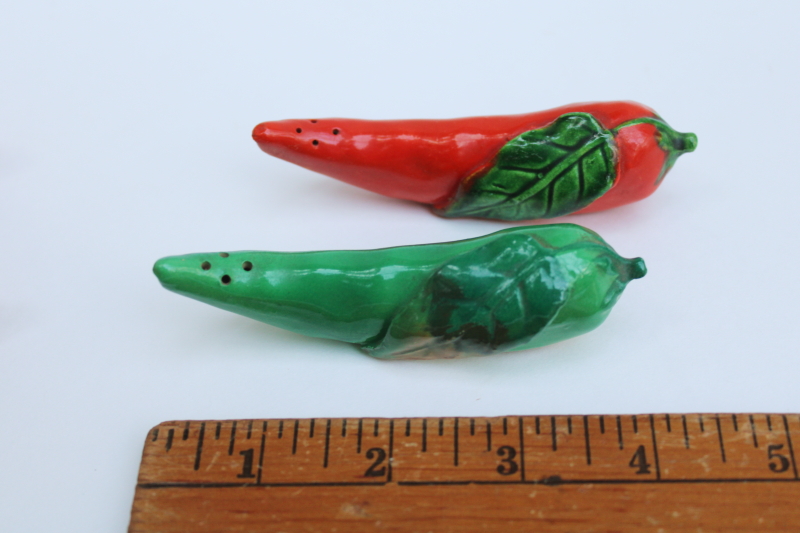 photo of vintage Japan S&P shakers, two sets hand painted ceramic chili peppers salt & pepper, red & green chilies  #5