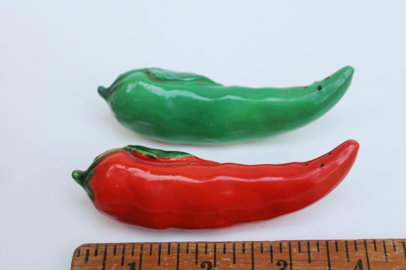 photo of vintage Japan S&P shakers, two sets hand painted ceramic chili peppers salt & pepper, red & green chilies  #7