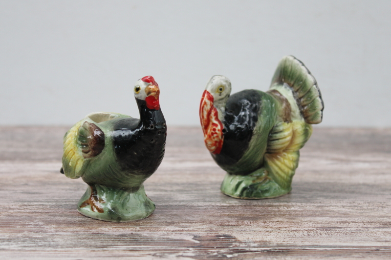 photo of vintage Japan Thanksgiving turkeys salt and pepper shakers, hand painted ceramic S-P set #1