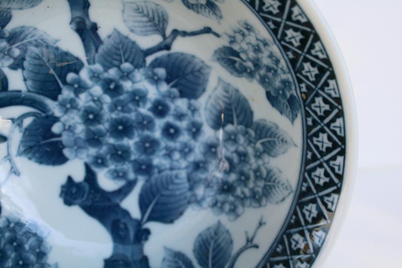 photo of vintage Japan blue & white porcelain rice or noodle bowls, ginkgo & flower #2