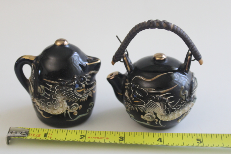 photo of vintage Japan dragonware salt & pepper shakers, hand painted moriage dragons on black  #6