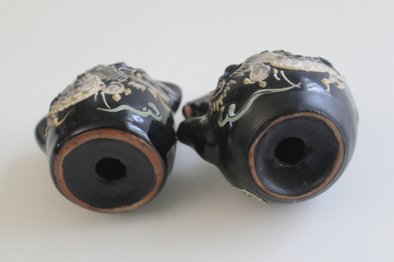 photo of vintage Japan dragonware salt & pepper shakers, hand painted moriage dragons on black  #7