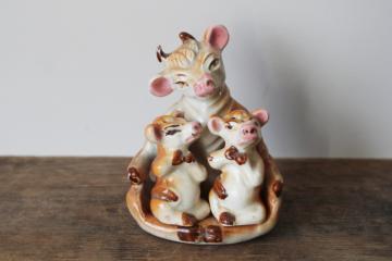catalog photo of vintage Japan hand painted ceramic Elsie the cow & twins calves S&P shakers set, calf salt & pepper w/ mama 