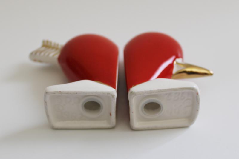 photo of vintage Japan hand painted ceramic S&P set, Valentine's day shared heart w/ arrow #4