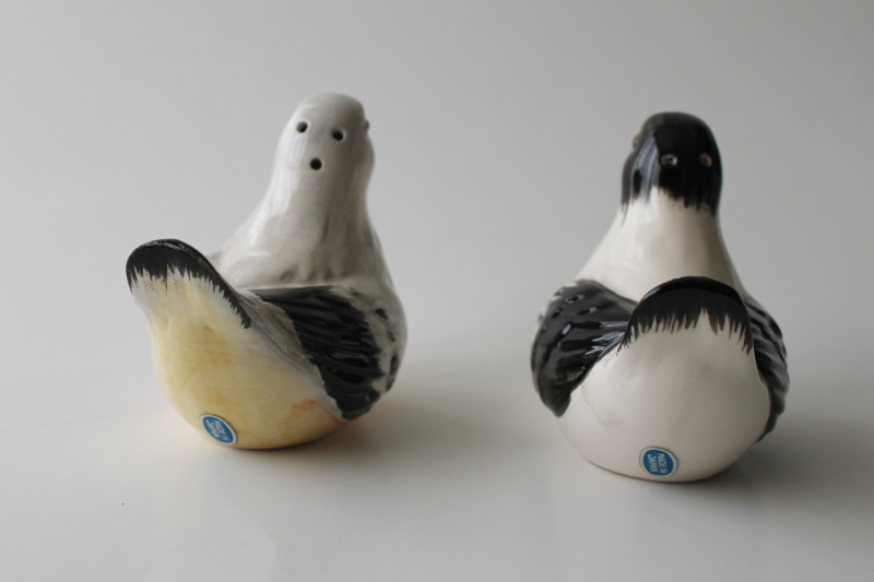 photo of vintage Japan hand painted ceramic bird figurines pair, songbird S&P shakers set #2