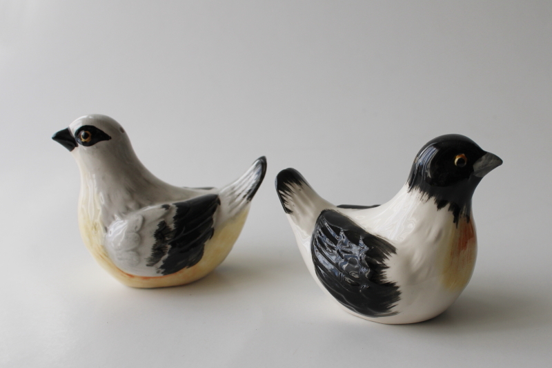 photo of vintage Japan hand painted ceramic bird figurines pair, songbird S&P shakers set #4