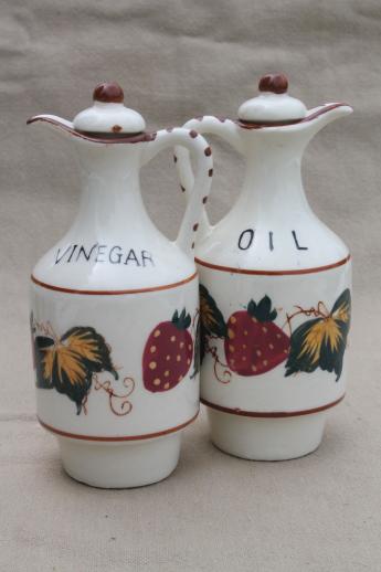 photo of vintage Japan hand painted strawberries cruet set w/ salt & pepper shakers #6