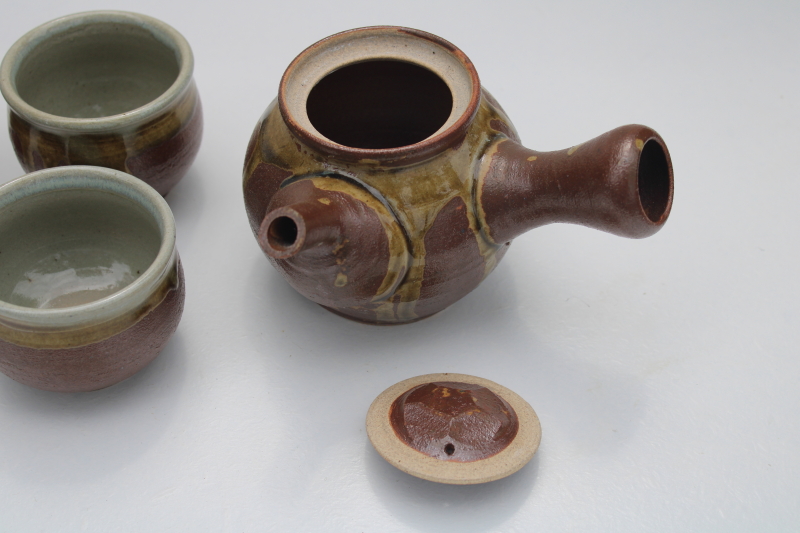 photo of vintage Japan hand thrown pottery tea set, traditional kyusu side handle teapot, bowl tea cups #3