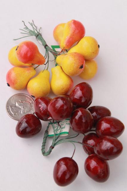 photo of vintage Japan miniature papier mache fruit, wired picks for holiday wreaths & decorations #3