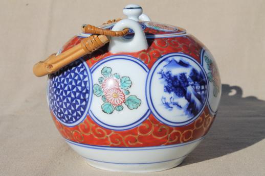 photo of vintage Japan porcelain teapot, Arita Imari style pattern in red & blue #4