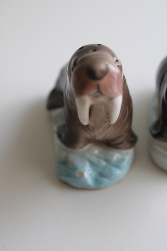 photo of vintage Japan salt and pepper shakers mini walrus figurines souvenir Marineland  #3