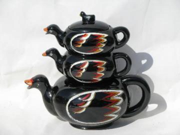 catalog photo of vintage Japan stacking teapot, hand-painted duck, drake & duckling family