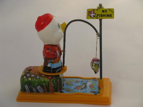 photo of vintage Japan wind-up tin litho toy in box, mechanical fishing duck #3