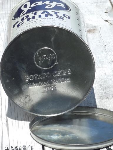 photo of vintage Jay's potato chips tin canister #6