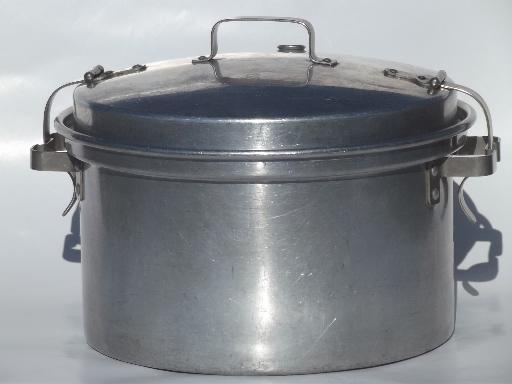 photo of vintage Jewel Tea Mary Dunbar cooker, large aluminum pot  w/ latching lid #1