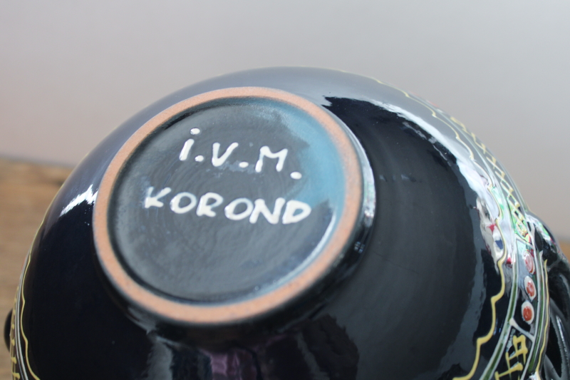 photo of vintage Korond Romania hand painted pottery bowl, Transylvanian folk art flowers bright colors on black  #5