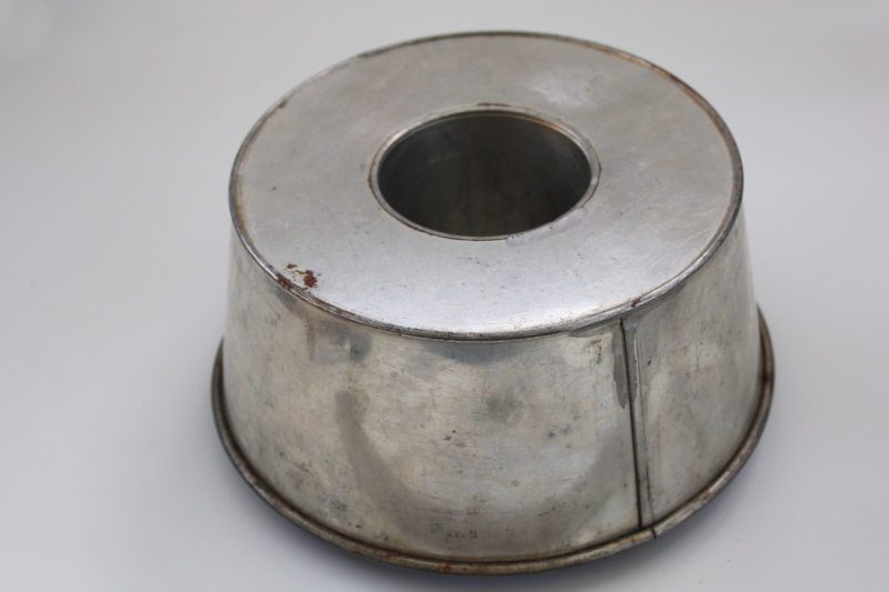 photo of vintage Kreamer brand heavy tinned steel ring mold tube cake pan, antique kitchenware #5