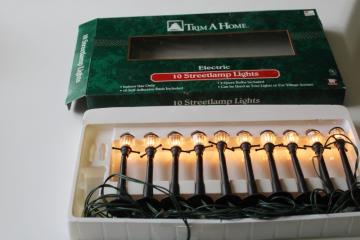 catalog photo of vintage Kurt Adler Christmas lights, mini light string of street lamps, lamp posts for a Christmas village 