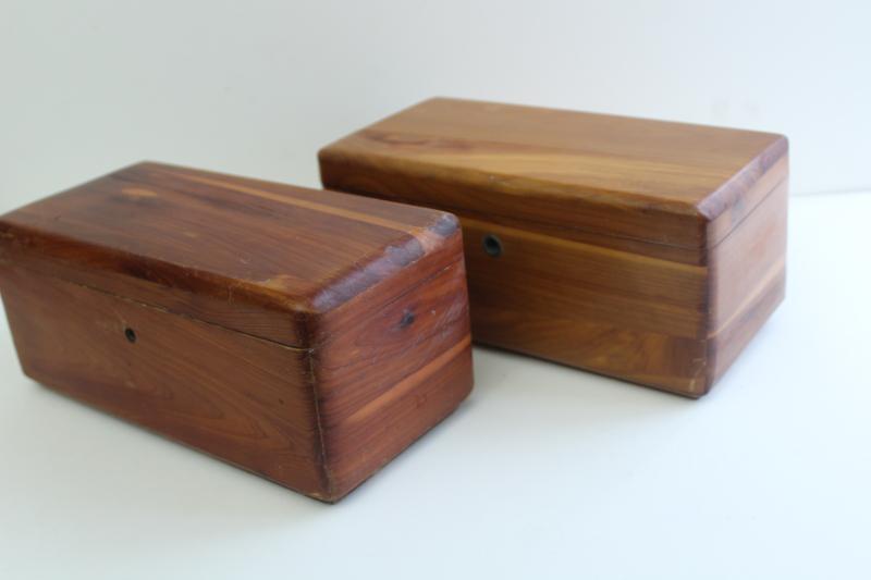 photo of vintage Lane mini cedar chest boxes, wood keepsake boxes without keys #9