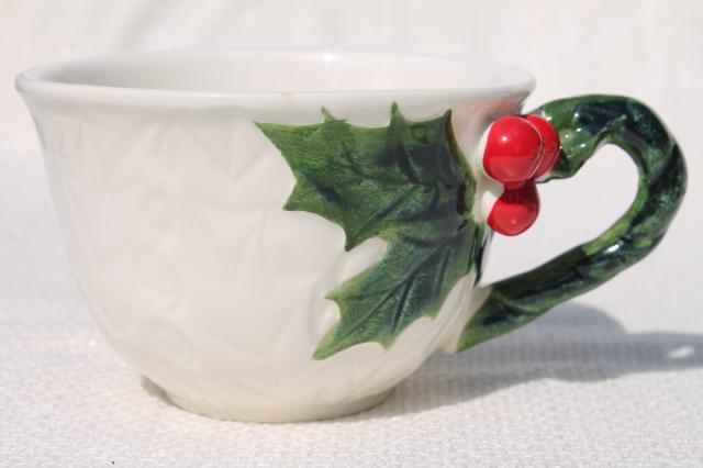 photo of vintage Lefton Christmas holly white china cups & saucers, hand painted ceramic made in Japan #3