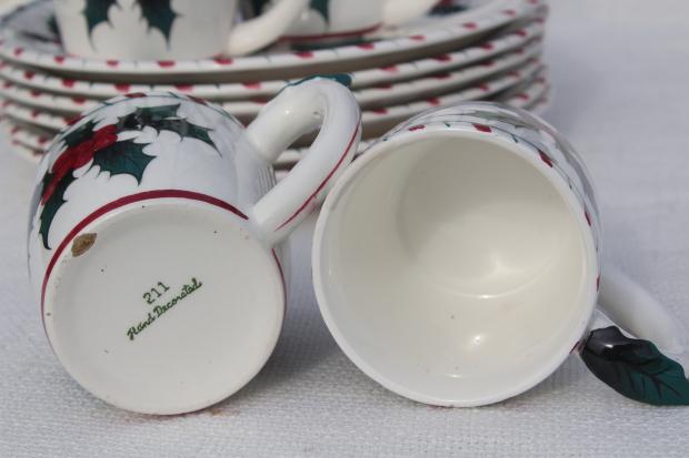 photo of vintage Lefton Christmas holly white china plates & cups, hand painted ceramic made in Japan #11