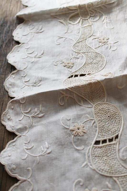 photo of vintage Madeira handkerchief linen table runner, elaborate cutwork embroidery #9