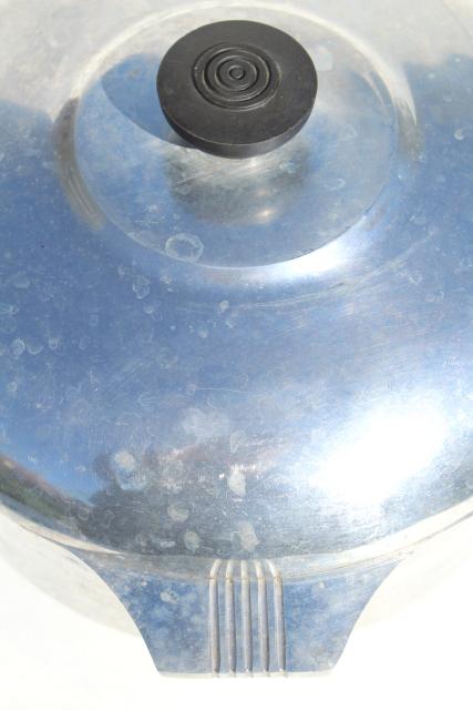photo of vintage Magnalite GHC cast aluminum dutch oven or stock pot w/ lid #2