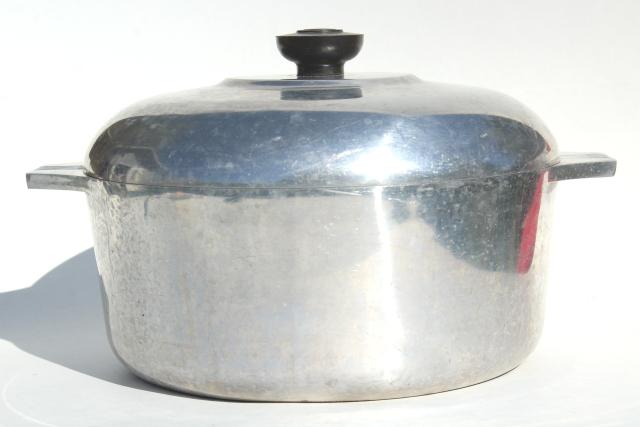 photo of vintage Magnalite GHC cast aluminum dutch oven or stock pot w/ lid #4